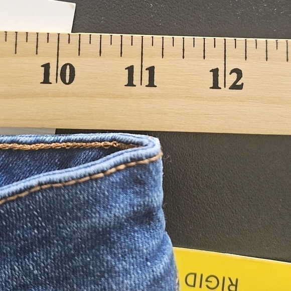 High Rise Rip and Repair Medium Wash with Rigid Front and Stretch Back Jeans NWT - Picture 6 of 15